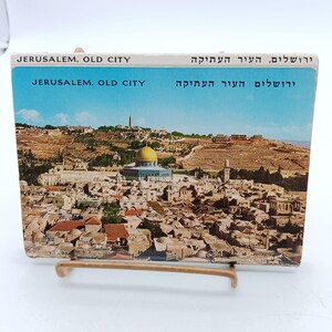 Vintage Set de cartes postales de la vieille ville de Jérusalem avec des vues panoramiques et du texte en hébreu
