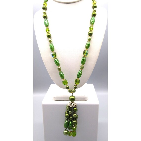 Vintage Green Faux Pearl Necklace with Tassel Pen… - image 1