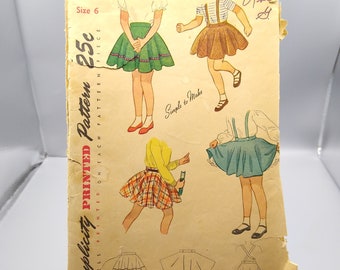 Vintage Sewing PATTERN Simplicity 2533, Girls 1948 Circle Skirt, Child Size 6