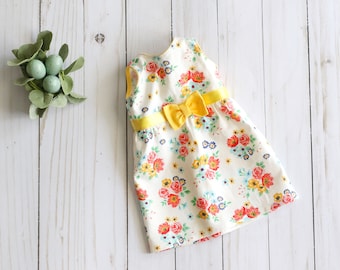 Vestido de verano con lazo de muñeca de 18 pulgadas hecho a mano con diadema de lazo, Diadema de muñeca, Ropa de muñeca, Ropa de muñeca de 18 pulgadas hecha en Estados Unidos, Vestido de lazo