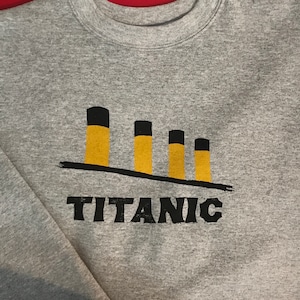 Titanic, White Star Line, original art, screen printed on Men&#39;s Sweatshirt
