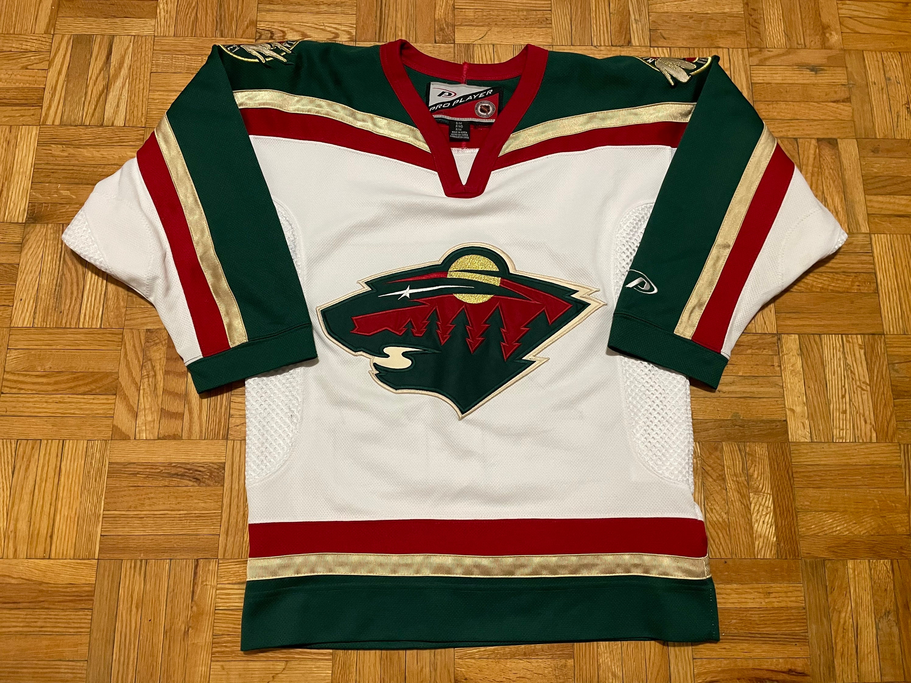 Jared Spurgeon Minnesota Wild Womens Jersey Size Medium -  Hong Kong