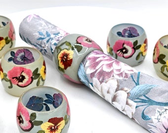 Vintage Reverse Carved Acrylic Napkin Rings Set of 8 | Floral Pansies Wildflowers | Retro Tableware | Wedding Decor | Collector’s Piece