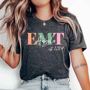 EMT Shirt, personalisiertes Geschenk, EM Tech Shirt, Geschenk für Krankenschwester, Emt Geschenke, Notfallmedizintechniker, Abschlussgeschenk, EMT Krankenschwester Shirt