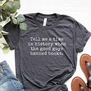 Buch-Verbot-Shirt, Bibliothekar-Geschenke, Buch-Verbot-Shirt, Buch-Liebhaber-Geschenk, verbotene-Bücher-T-Shirt, lesen verbotene Bücher, Leser-Geschenk, Anti-Buch-Verbot-T-Stück