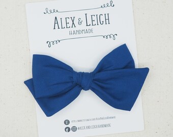 Dark blue fabric hair bow - Choose your bow style - Prussian blue hair bow - Deep blue hair clips - Dark blue school girl bow - Blue bows