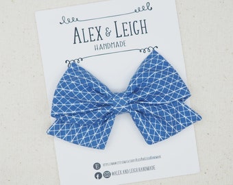 Sky blue fabric hair bow - Choose your bow style - C&S Netorious Sky - Bow on nylon band - Blue girl bow clips - Blue baby bow head band