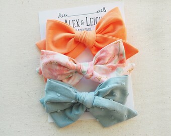 Spring floral trio - Set of 3 bows - Coral and green spring floral bow - Orange flower spring bow set - Sage green Swiss dot bow
