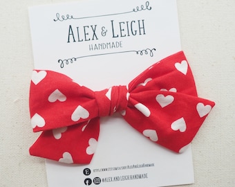 Valentine's Day Bow - Red Valentine Bow - Red heart Valentine's Bow - Red heart hair clip - Baby Valentine's bow headband - Red heart bows