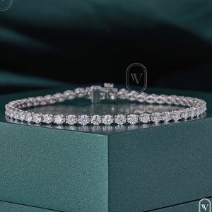 5.08 ct.  Lab Grown Diamond Tennis Bracelet in 14K White Gold, Classic Design 7 Inches