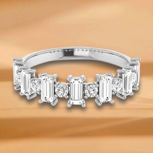 1.16 ct. Straight Baguette & Round Cut Diamond Wedding Band - 14K/18K White, Yellow, Rose Gold and Platinum 950, Natural Diamonds Ring