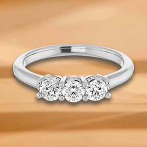 0,50 ct. Alianza de boda de 3 piedras con diamantes de talla redonda - Anillo de aniversario de diamantes naturales de 14K/18K blanco, amarillo, oro rosa y platino 950
