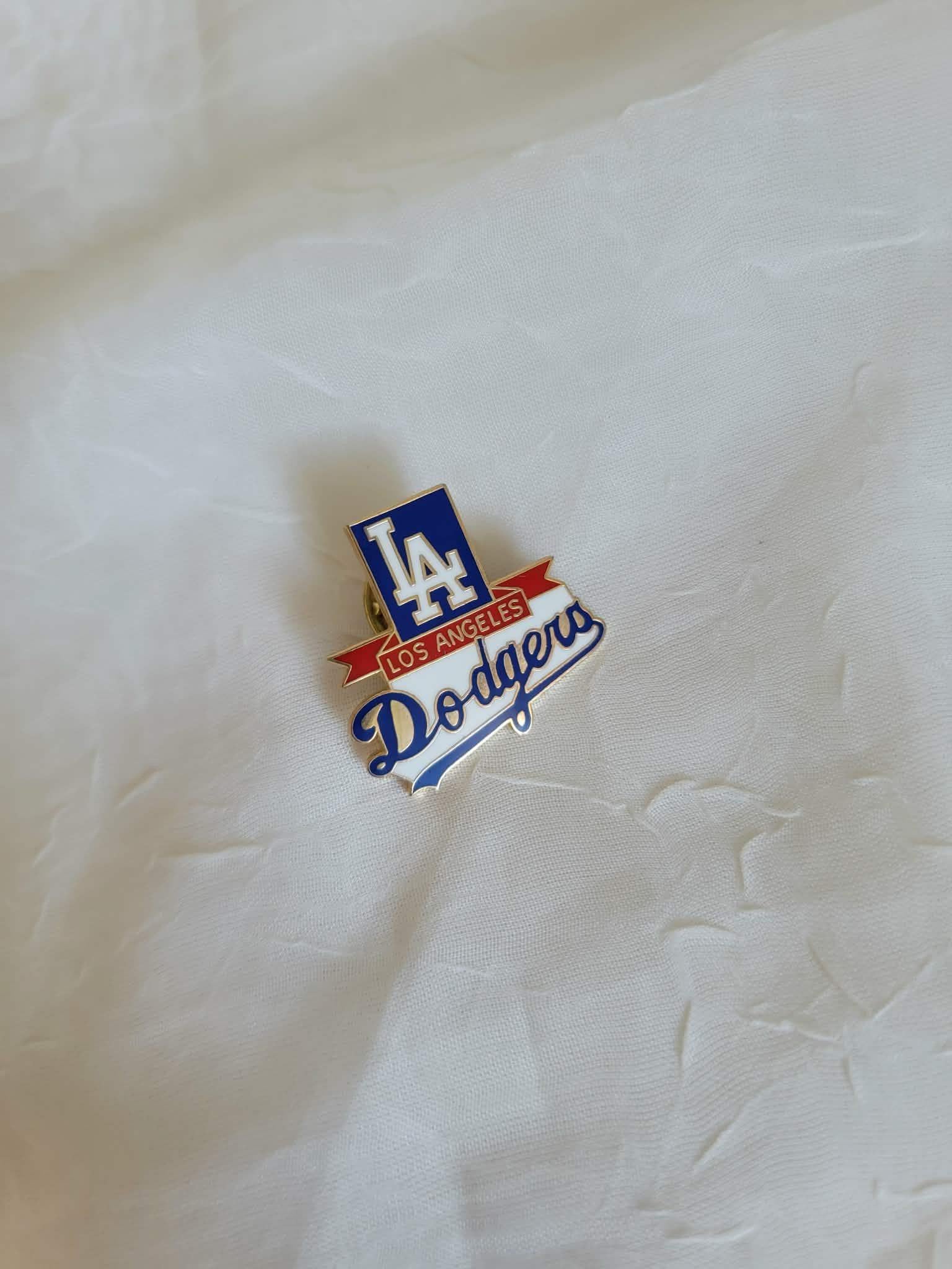 ビンテージ】MLBドジャース ピンバッジ (PETER DAVID) ビンテージ】MLB