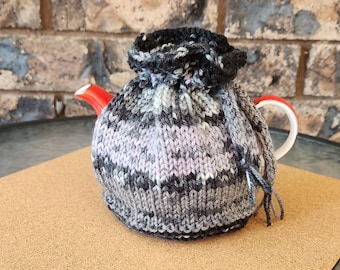 Tea Cosy Gift of Love .2  for a 1 Cup Tea Pot  - Knitting Pattern PDF ONLY