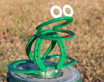 Horseshoe Garden Frog | Yard Art