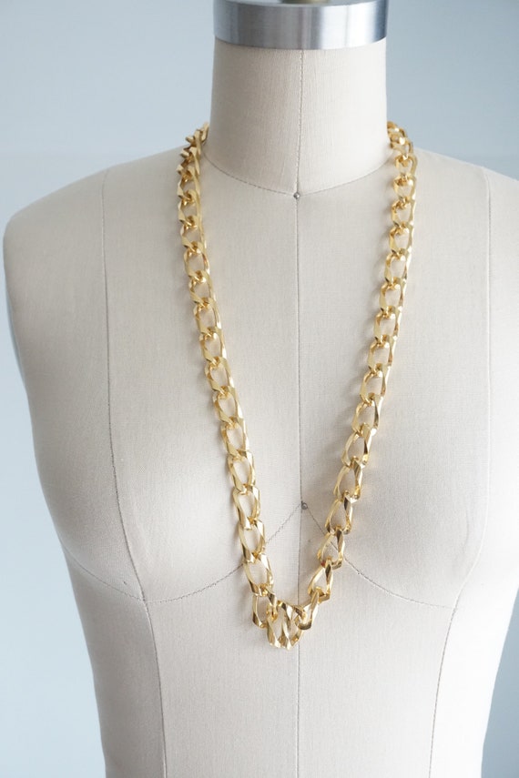 vintage chunky gold chain link necklace - image 2