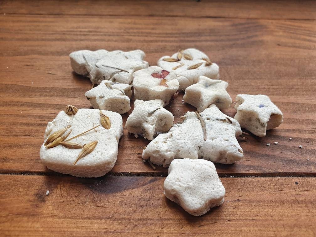 Offres Biodégradables Pour Une Utilisation sur Les Sites Sacrés Déesse Offres Naturelles Nourriture 