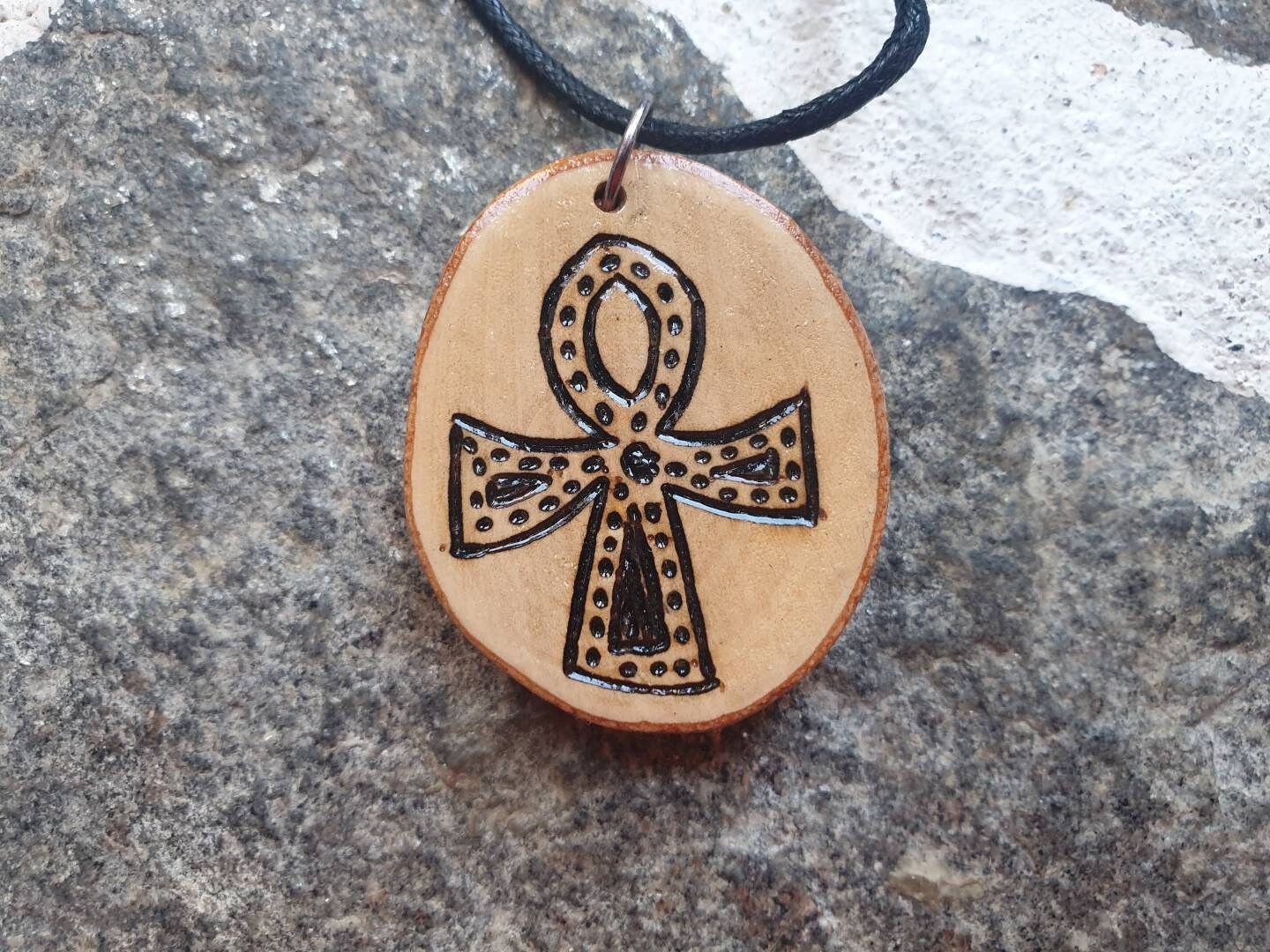 Ankh Pendentif Fertilité Rituel Bijoux Cadeaux Pour Sorcières Yule Cadeau Idée en Bois Collier Hippy
