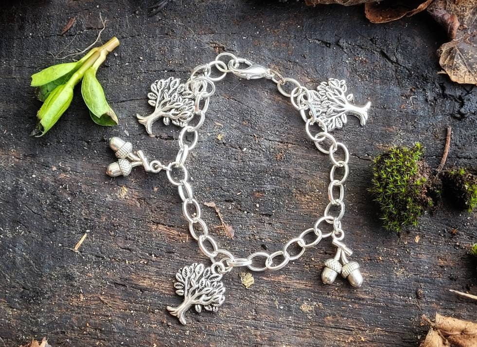 Chêne et Acor Bracelet Breloques Rituel Solstice Jewlry Cadeaux Pour Sorcières Hedgewitch Yule Idées