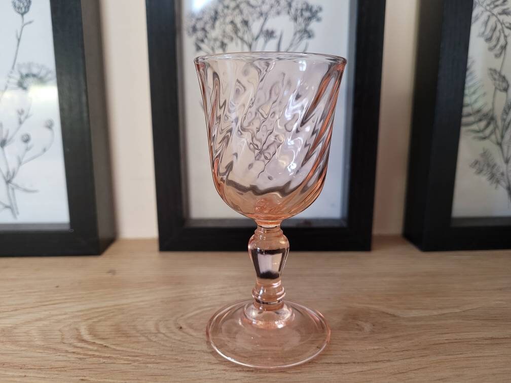 Petit Calice Rituel Vintage en Verre Rose Petit Gobelet Tasse de Sorcières Wiccan Autel Décor Païen 