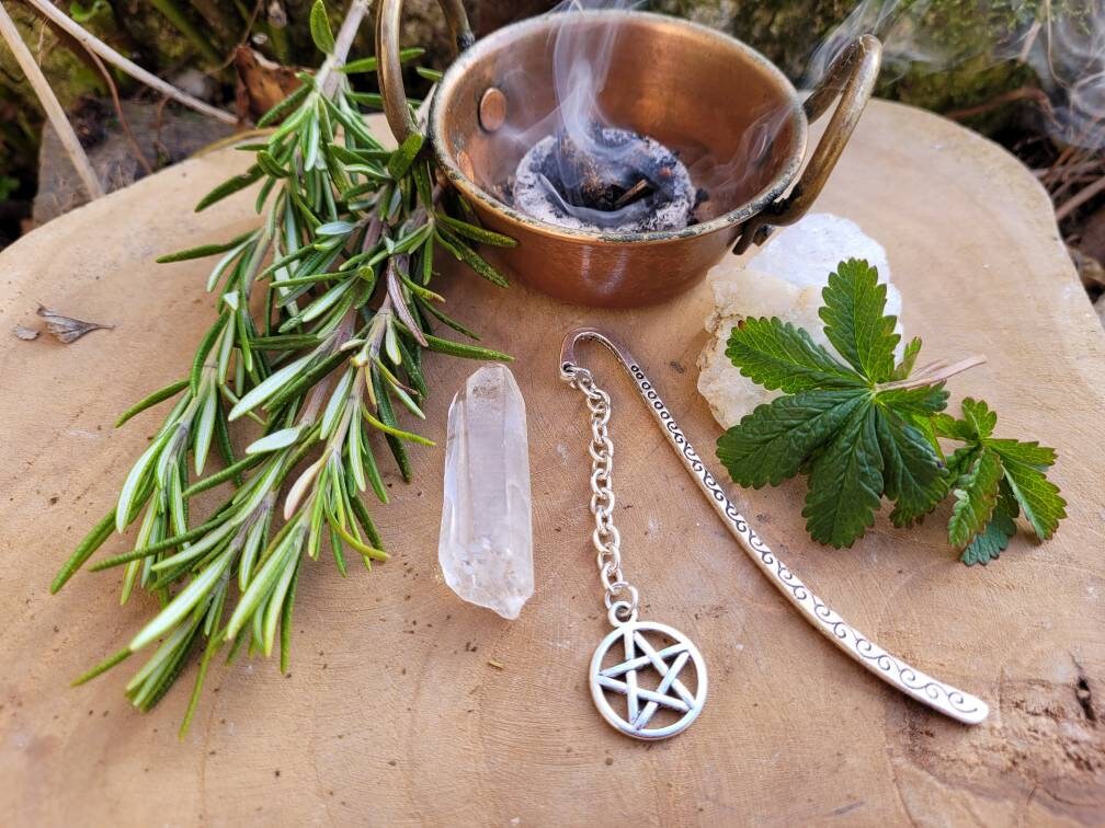 Marqueur de Livre Rituel Pour Grimoires, d'ombres et Textes Rituels Sorcières Signet Penatgram Signe