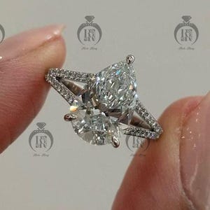 18k White Gold Pear Moissanite Engagement Ring - 3 CT Teardrop Split Shank