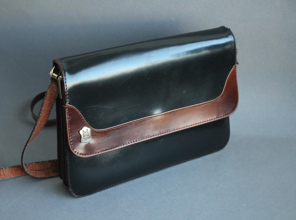 Umhängetasche Handtasche Stadttasche Damen Leder schwarz braun vintage 70er, foto 1 di 5