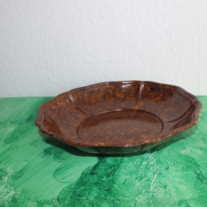 Bakelite Art Deco fruit bowl round with wavy edge