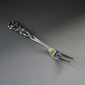 Small serving fork, cold cuts fork Hildesheimer Rose