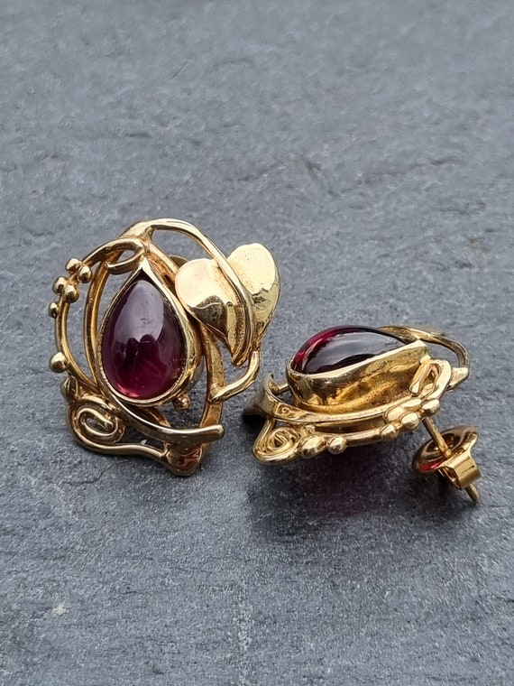 Vintage 9ct Gold Garnet Earrings - image 7