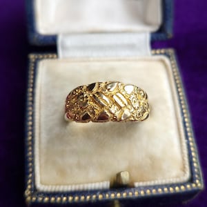 Antique Edwardian 18ct Gold Keeper Ring 1906