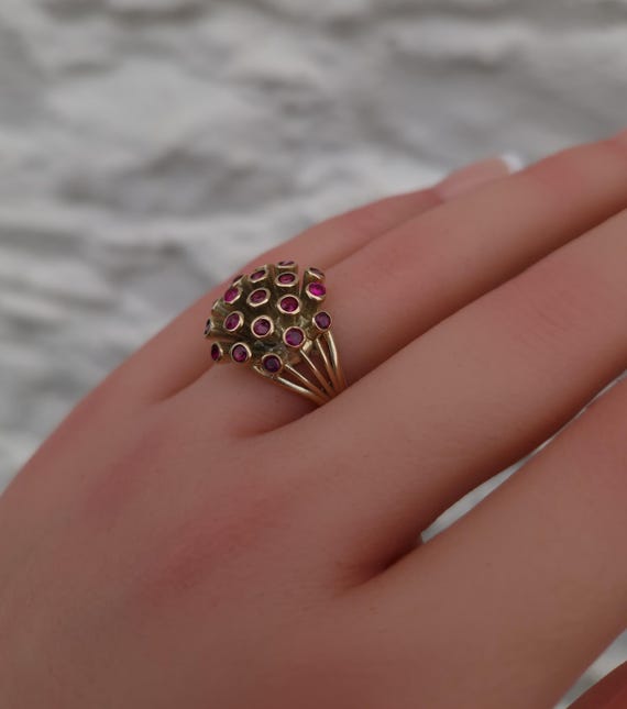 Vintage Sputnik Ruby 9ct Gold Ring - image 7