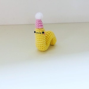 Crochet Worm,Amigurumi worm