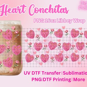 Op de afbeelding: Een digitale download voor een 473 ml Libbey-wikkel met een roze en gouden hartvormig concha-patroon. Het ontwerp is perfect voor sublimatie of DTF-printen. De tekst "Heart Conchitas" staat bovenaan de afbeelding.