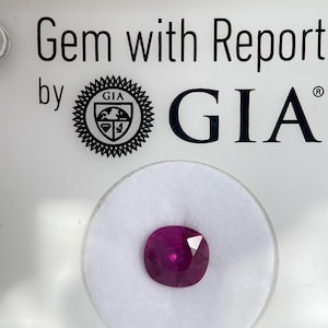 Rubí de Birmania sin calentar de 1,37 ct con certificación GIA