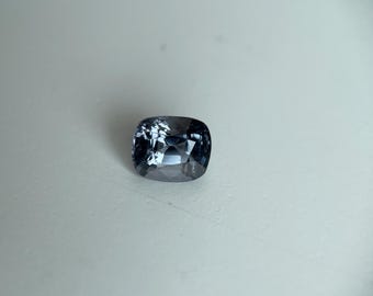 2.47Ct GREY spinel (8.3x7x5.5mm)