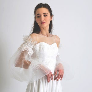 Beach Minimalist A-Line Wedding Dresess 2023 Handmade Button Back Wedding Dress Elegant Sweep Train Open Back Bridal Plus Size image 2