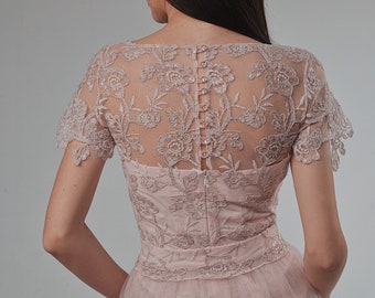 Short Lace Wedding Dress Transformer :Detachable Pink Long Tulle Skirt, Buttoned Back