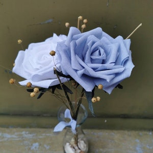 Cadeau du 4e anniversaire, Rose de lin rouge, Je t'aime, Cadeaux d'anniversaire, Anniversaire de lin, Anniversaire de 4 ans, Cadeau d'anniversaire, Roses de lin Bouquet of 2 wh/blue