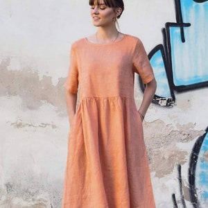 Blue linen dress with pockets, Smock dress women imagem 4