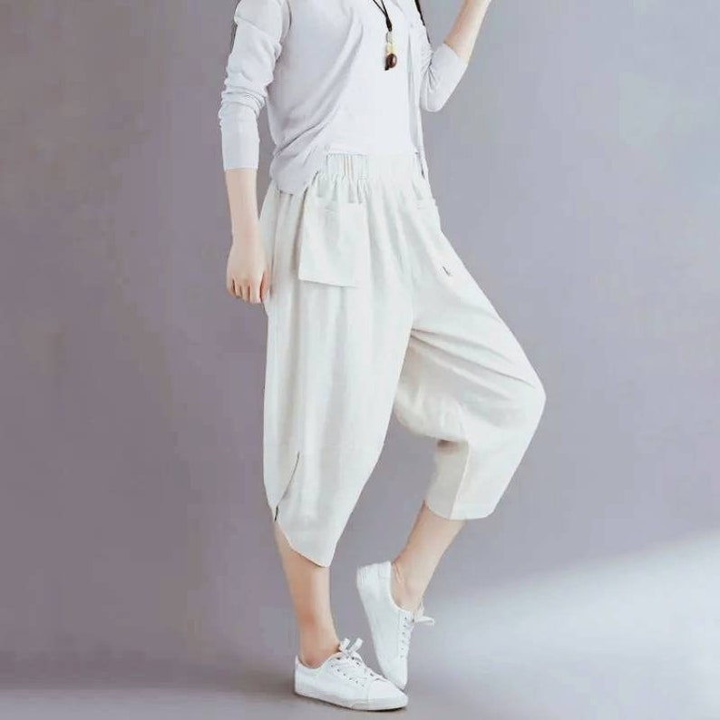 Cropped linen carrot pants with elastic waist image 2