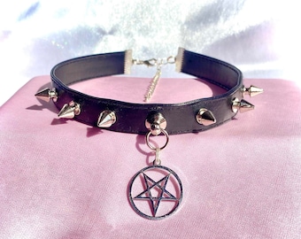 Black Pentagram Choker