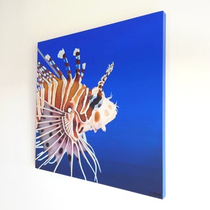 Peinture acrylique exotique rascasse volante dans l'océan bleu par Aline Belliard