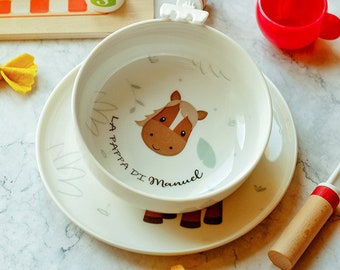 Children's plate personalized with their name