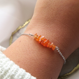 Carnelian chip bracelet for women – Handmade gemstone jewelry – Stainless steel in silver or gold – Individual length – Gift idea