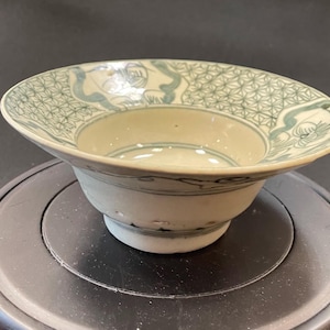 Vietnamese Antique Blue and White Bowl from 18th- 19th Century : B23