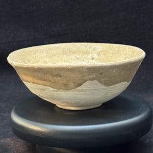 A Vietnamese Antique bowl from 8th - 9 th Century . TD#1