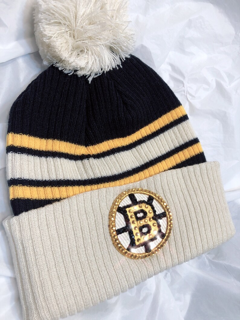 Boston Bruins Knit Pom