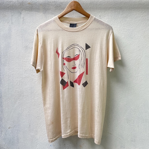 Vintage 80s Abstract Face Art T-shirt Modernist Graphic Single