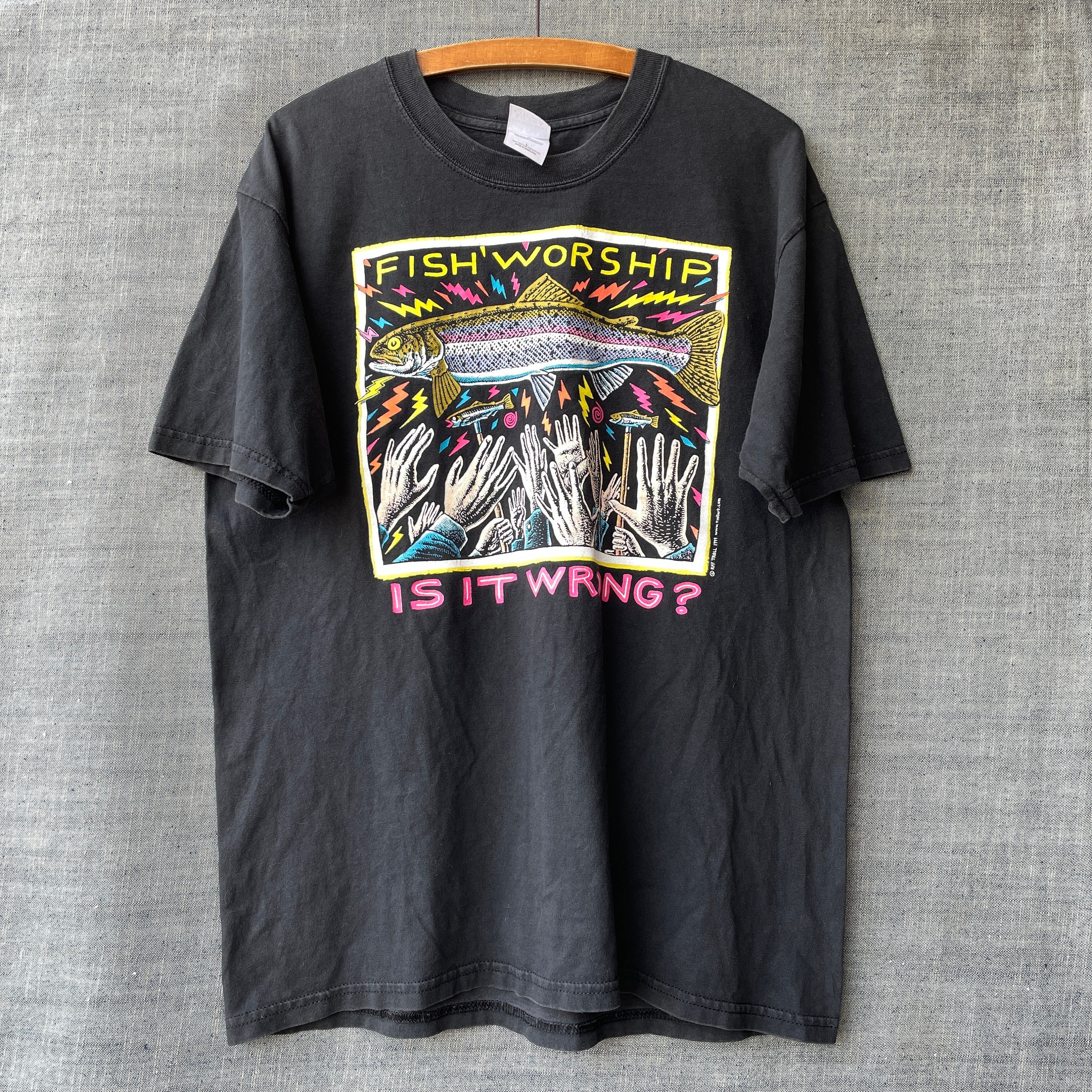 Vintage 1999 FISH WORSHIP by Ray Troll Artist Graphic Black Fade T